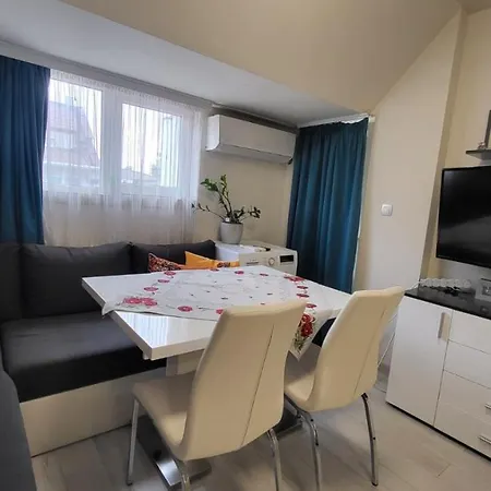 Apartment апартамент бижу команчеви